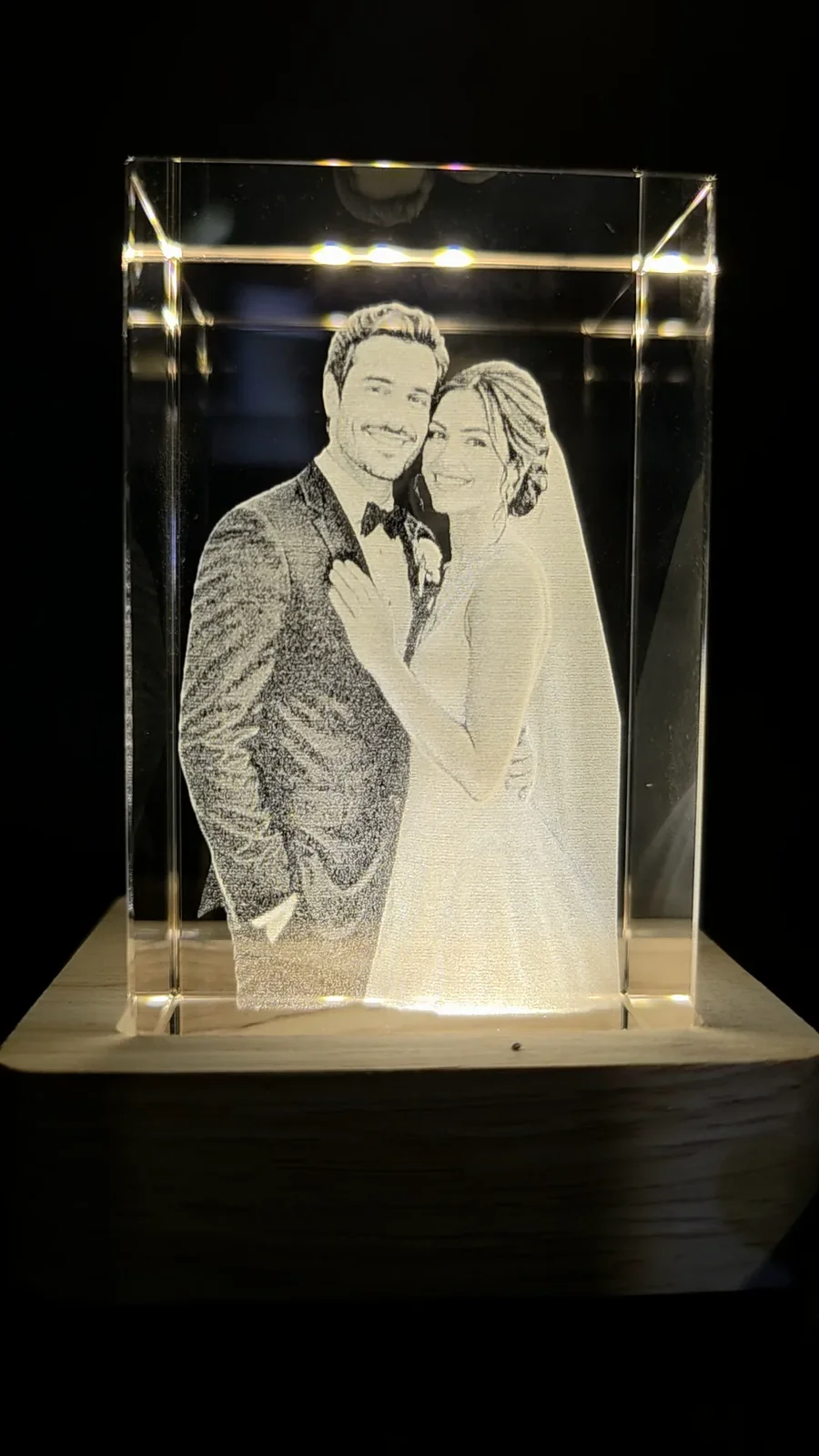 Cristal gravado com base LED — fotografia 1